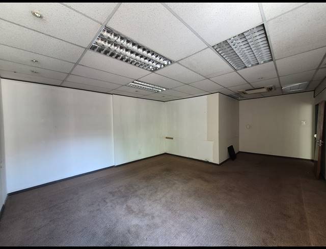 974M² OFFICE TO LET IN SANDTON CENTRAL